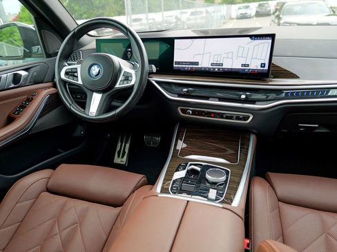 Used 2024 BMW X5 xDrive50e w/ M Sport Package AWD/4WD image 42