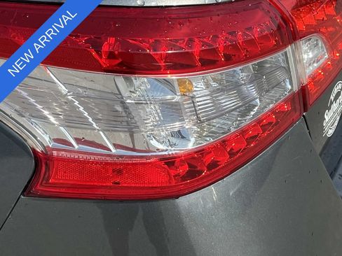 Used 2015 Nissan Sentra SV w/ Style Package FWD image 10