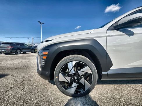 Used 2024 Hyundai Kona Limited image 10