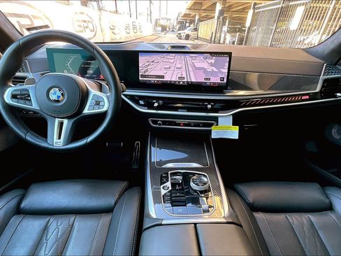 Used 2024 BMW X7 M60i w/ Executive Package image 15