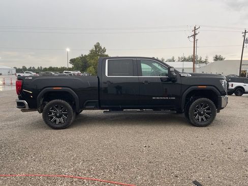 Used 2025 GMC Sierra 2500 SLE w/ SLE Value Package; AWD/4WD image 5