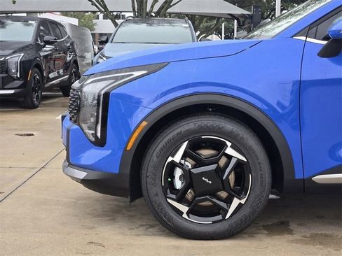 New 2026 Kia Sportage EX FWD image 5