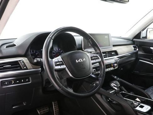 Used 2022 Kia Telluride SX w/ SX Prestige Package AWD/4WD image 16