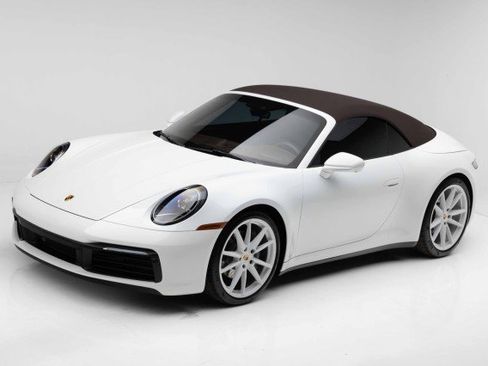 Used 2024 Porsche 911 Carrera image 17