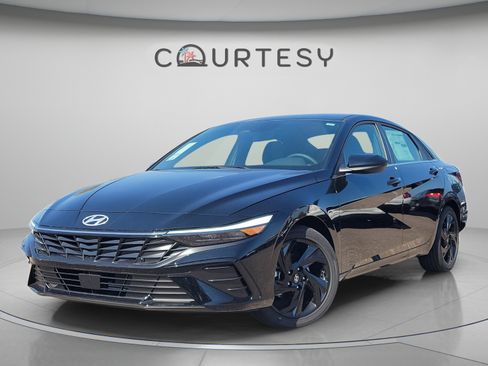 New 2026 Hyundai Elantra SEL Sport Premium FWD image 1