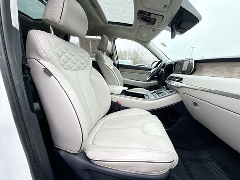 Used 2022 Hyundai Palisade Calligraphy w/ Winter Package image 24