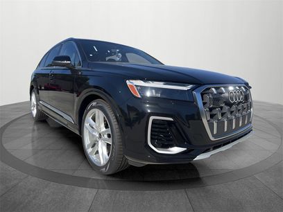New 2025 Audi Q7 3.0T Premium Plus