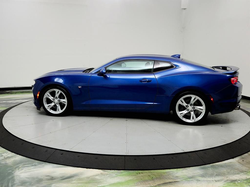 Used 2019 Chevrolet Camaro SS RWD image 8