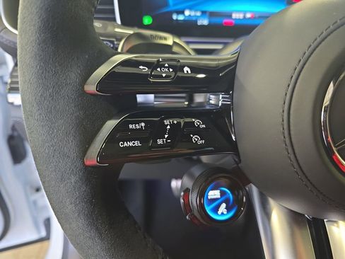 New 2026 Mercedes-Benz GLE 53 AMG 4MATIC Coupe image 17