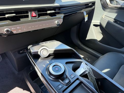 New 2026 Kia EV6 Light AWD/4WD image 13