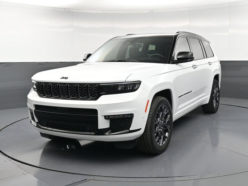 Used 2025 Jeep Grand Cherokee L Summit AWD/4WD image 6