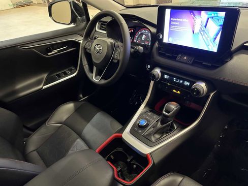 Certified 2023 Toyota RAV4 TRD Off-Road w/ TRD Off-Road Weather Package AWD/4WD image 30