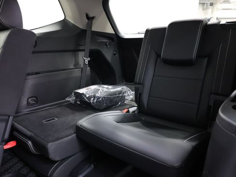 Used 2023 Volkswagen Atlas SE w/ Black Wheel Package AWD/4WD image 25