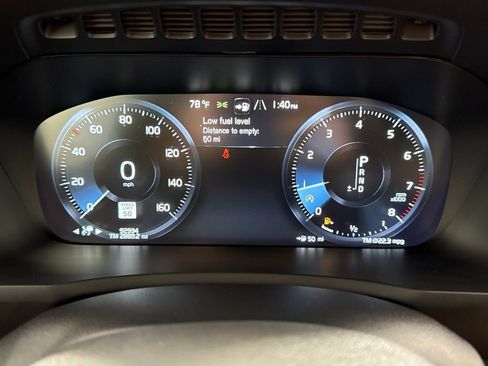 Used 2021 Volvo XC90 T6 Inscription w/ Lounge Package image 13