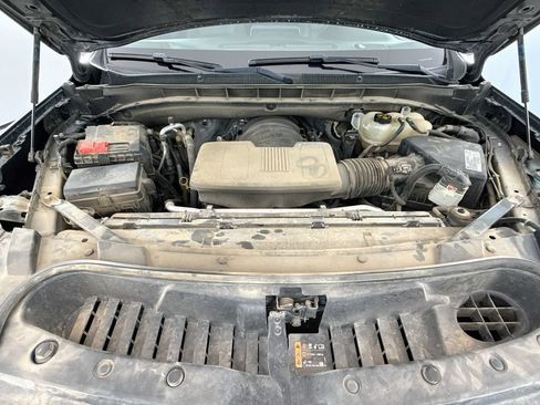 Used 2021 Chevrolet Tahoe Z71 AWD/4WD image 32