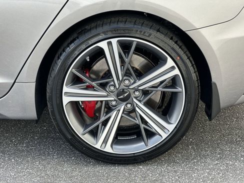 New 2025 Genesis G70 2.5T w/ Sport Prestige Package image 16