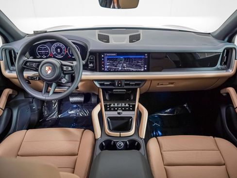 New 2026 Porsche Cayenne image 15
