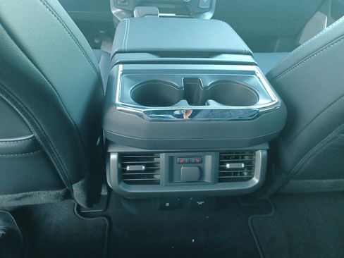 New 2025 Ford F150 Lariat w/ Equipment Group 502A High image 21