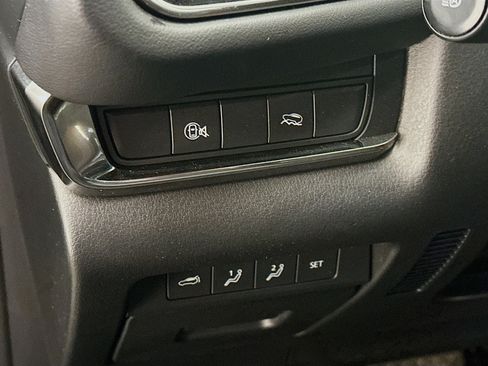 Used 2024 MAZDA CX-30 AWD 2.5 S w/ Premium Package image 17