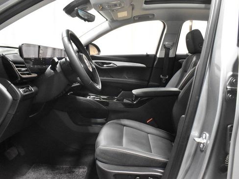 Used 2024 Buick Envision Avenir AWD/4WD image 8