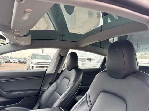 Used 2019 Tesla Model 3 Long Range image 40