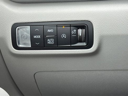 New 2026 GMC Terrain Denali w/ LPO, Floor Liner Package image 31