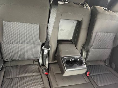 Certified 2022 Ford Explorer XLT AWD/4WD image 38