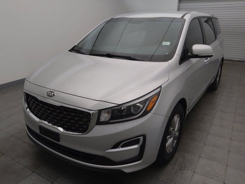 Used 2021 Kia Sedona LX FWD image 15