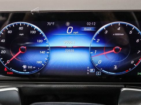 Used 2022 Mercedes-Benz GLB 250 4MATIC image 25
