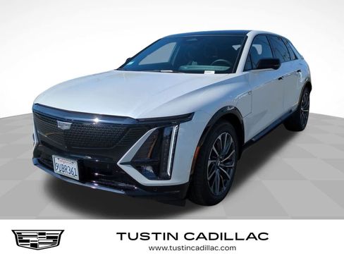 Used 2025 Cadillac Lyriq Sport image 1