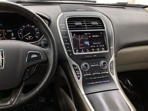 Used 2017 Lincoln MKX Reserve w/ Lincoln MKX Climate Package AWD/4WD image 34
