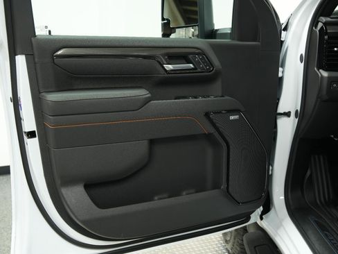 New 2026 GMC Sierra 2500 AT4 w/ AT4 Premium Plus Package image 22