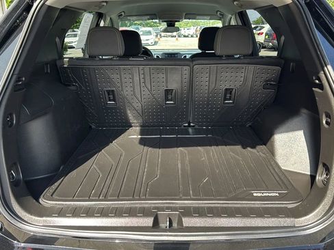 Used 2021 Chevrolet Equinox LS w/ LS Convenience Package FWD image 16