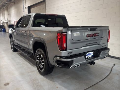 Used 2024 GMC Sierra 1500 AT4 w/ AT4 Premium Package image 3