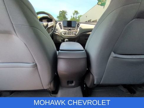 Used 2022 Chevrolet Malibu LS FWD image 22