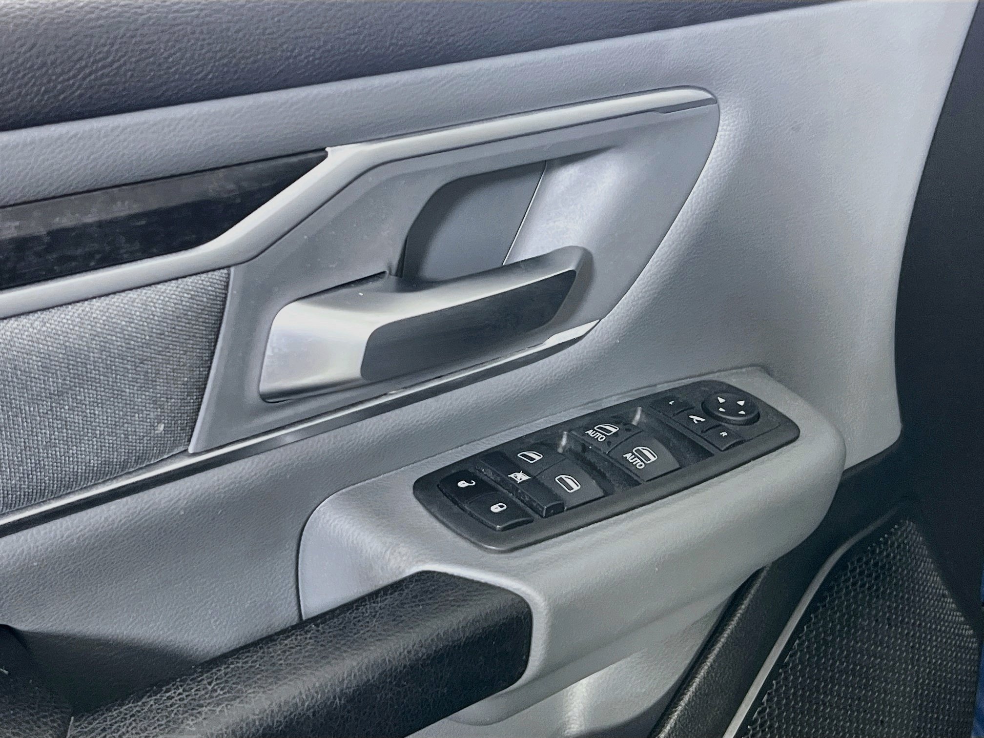 Used 2023 RAM 1500 Big Horn AWD/4WD image 17