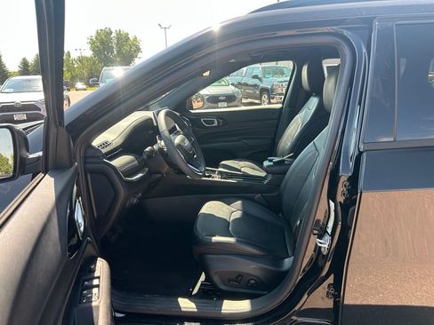 Used 2024 Jeep Compass Limited w/ High Altitude Package AWD/4WD image 10