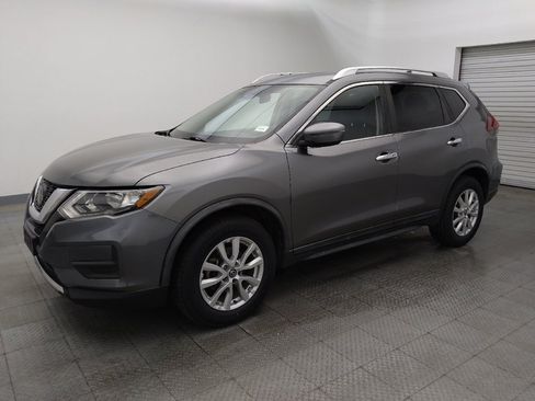 Used 2020 Nissan Rogue SV AWD/4WD image 2