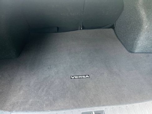 Used 2025 Nissan Versa SV FWD image 29