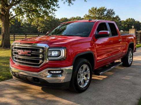 Used 2018 GMC Sierra 1500 SLT w/ Texas SLT Premium Package AWD/4WD image 2