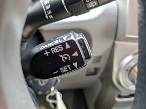 Used 2013 Toyota 4Runner SR5 w/ Convenience Pkg AWD/4WD image 19