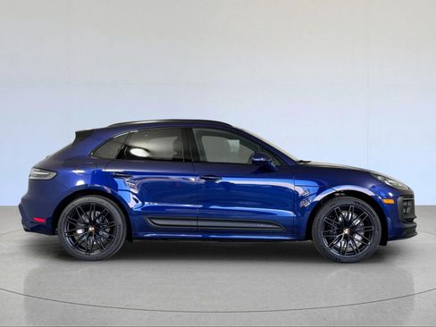 New 2026 Porsche Macan GTS image 9