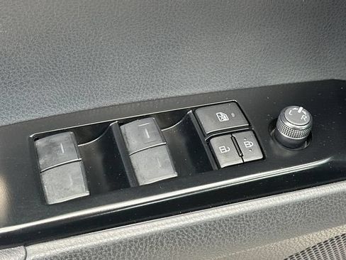 Used 2025 Toyota Camry LE w/ Convenience Package FWD image 14