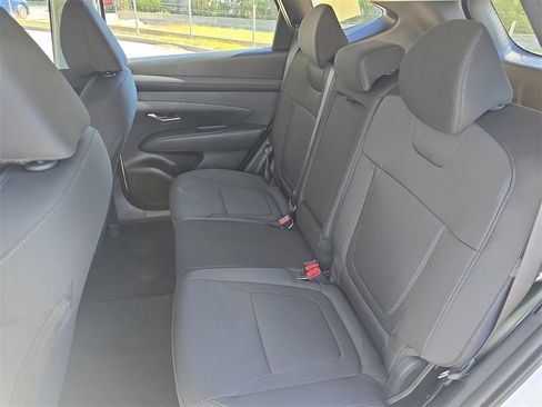 New 2026 Hyundai Tucson SE image 13