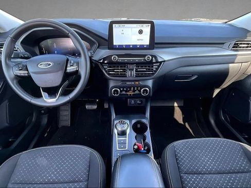 Certified 2023 Ford Escape Active FWD image 12