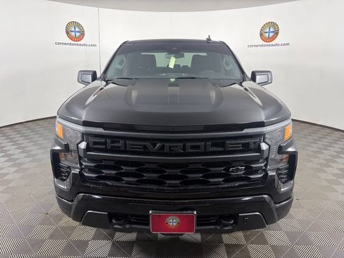 Used 2023 Chevrolet Silverado 1500 Custom w/ Rally Edition AWD/4WD image 13