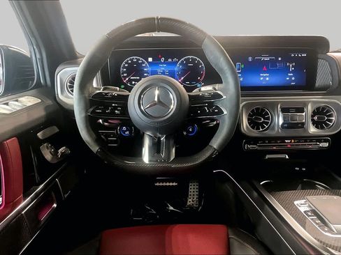 Used 2025 Mercedes-Benz G 63 AMG 4MATIC image 6