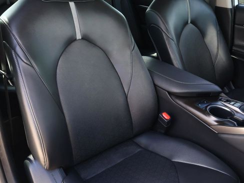 Used 2024 Toyota Camry XSE image 18