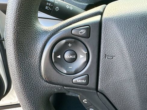 Used 2016 Honda CR-V LX image 8