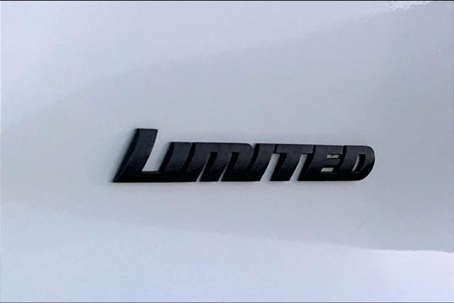 Used 2021 Toyota 4Runner Nightshade AWD/4WD image 31